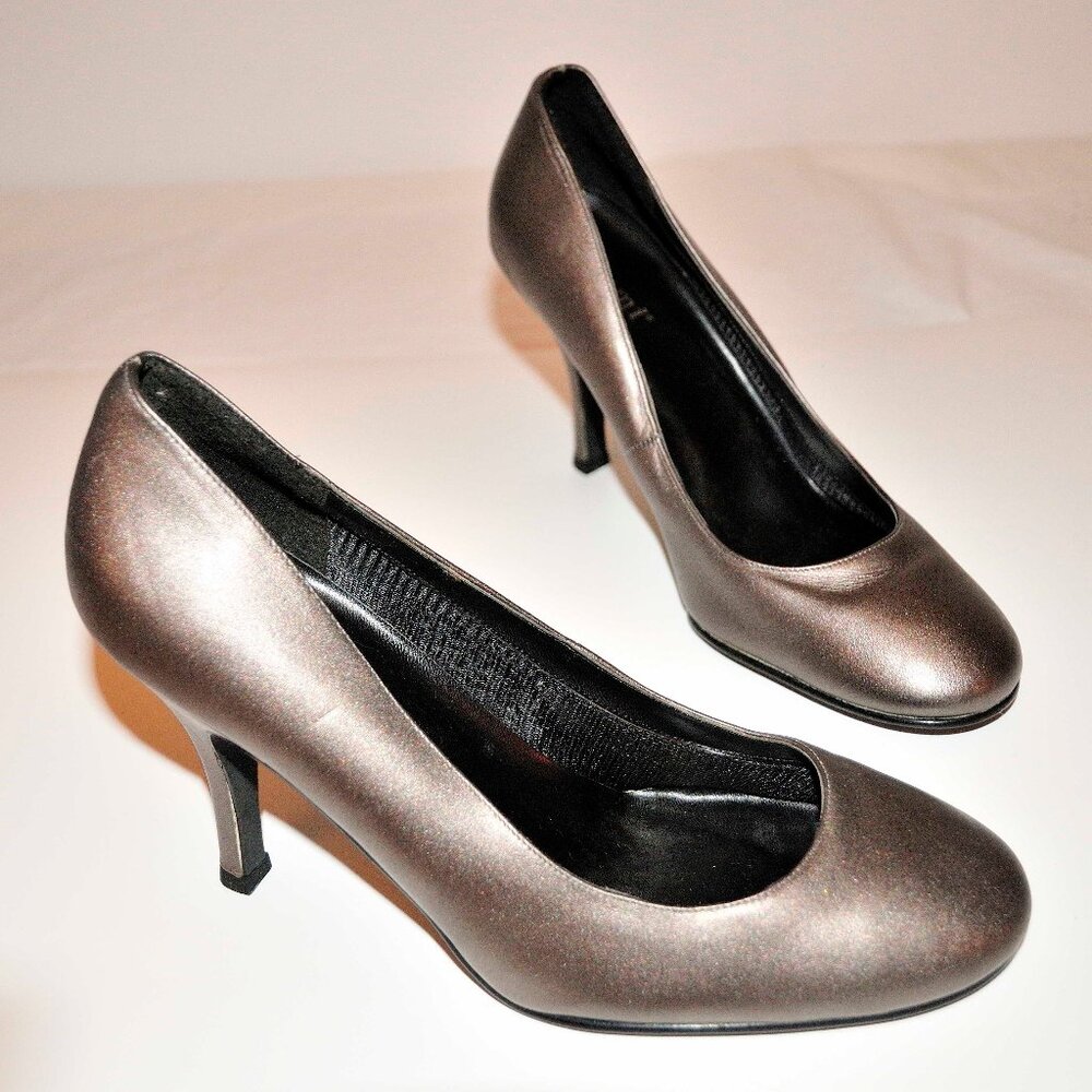 Cami 3.5" heel pump pewter Leather size 7.5B